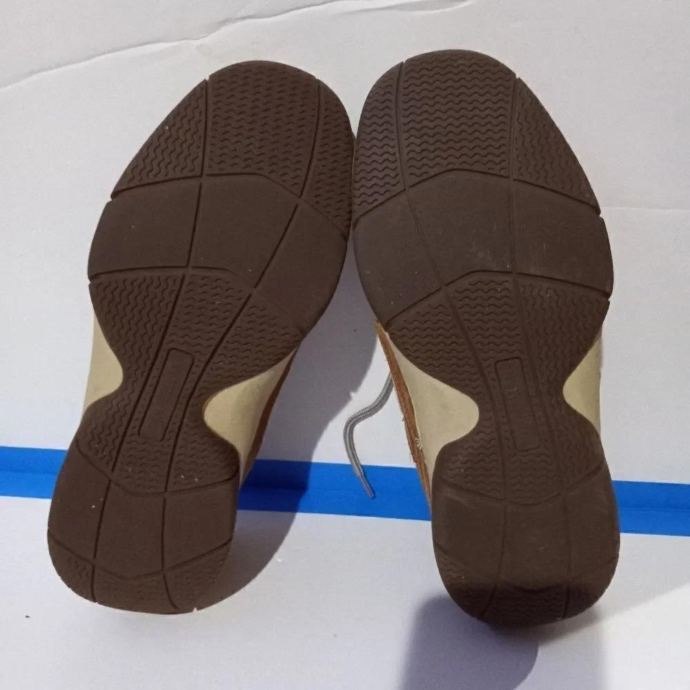 Magellan Outdoors Laguna Madre Tan Leather Boat Shoes Comfort